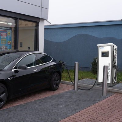 ফাস্ট ডিসি সিসি ইলেকট্রিক কার চার্জার 60Kw 120KW সিসিএস টাইপ 2 OCPP 1.6J/1.5J এর জন্য
