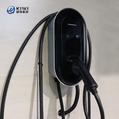 গ্রিড ফ্রিকোয়েন্সি 50Hz±10Hz টাইপ 1/ টাইপ 2 7kw ইভি চার্জিং এলসিডি সহ বৈদ্যুতিক যানবাহন চার্জার