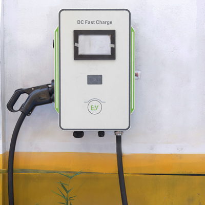 ডিসি ওয়ালবক্স চার্জার 30kW 40kW গাড়ি সিসিএস 40A দ্রুত ইভি চার্জার 600V গ্রিড ফ্রিকোয়েন্সি 50Hz