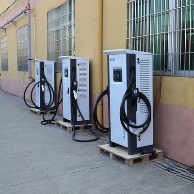150-160kw লেভেল 3 ইভি চার্জিং পিল প্লাগ এবং প্লাগ তাপমাত্রা সনাক্তকরণ সঙ্গে চার্জ
